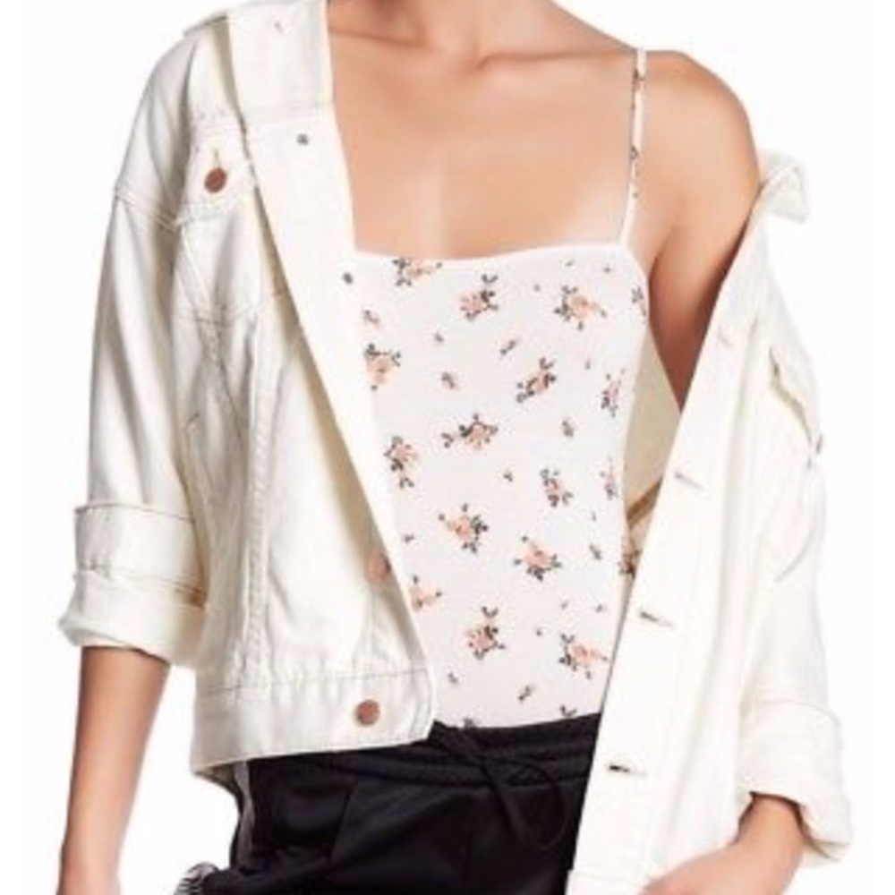 ✨➕Free people Jean Jacket! *NWOT